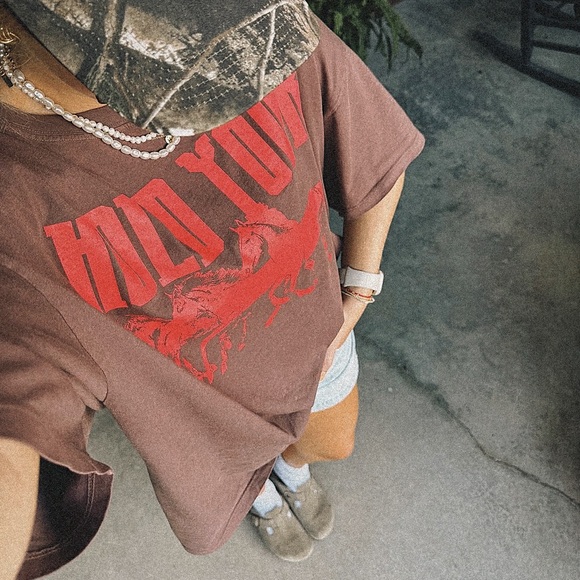 Daydreamer Tops - Daydreamer Hold Your Horses Tee